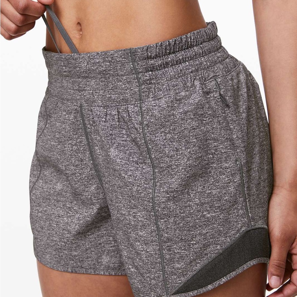 Lululemon Hotty Hot Short - High-Rise Long 4" - Size 6